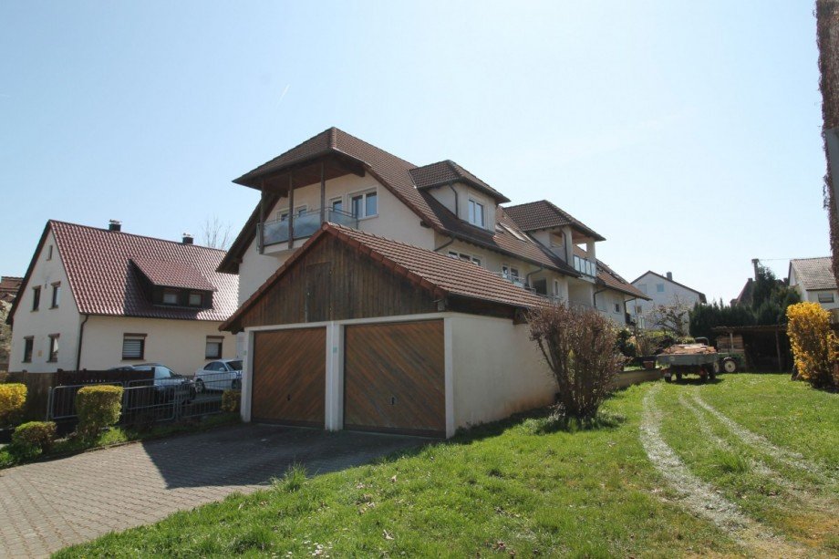 Au�enansicht Dachgeschosswohnung Erligheim