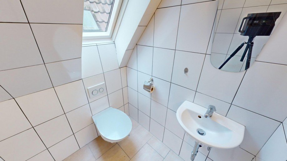 WC Dachgeschosswohnung B�nnigheim