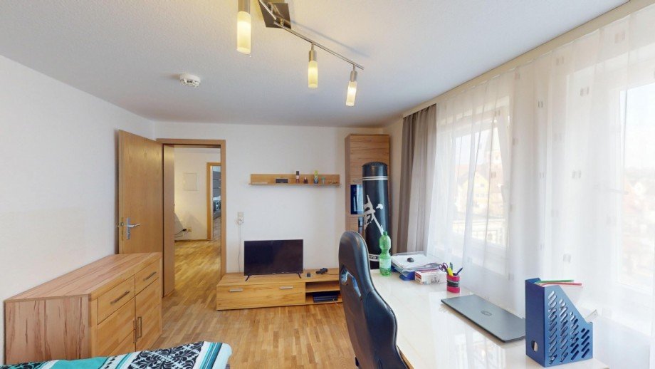 Kind 1 Etagenwohnung Brackenheim