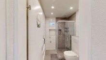 Bad *** Neu renovierte 3-Zimmerwohnung mit neuer Einbauk�che ***