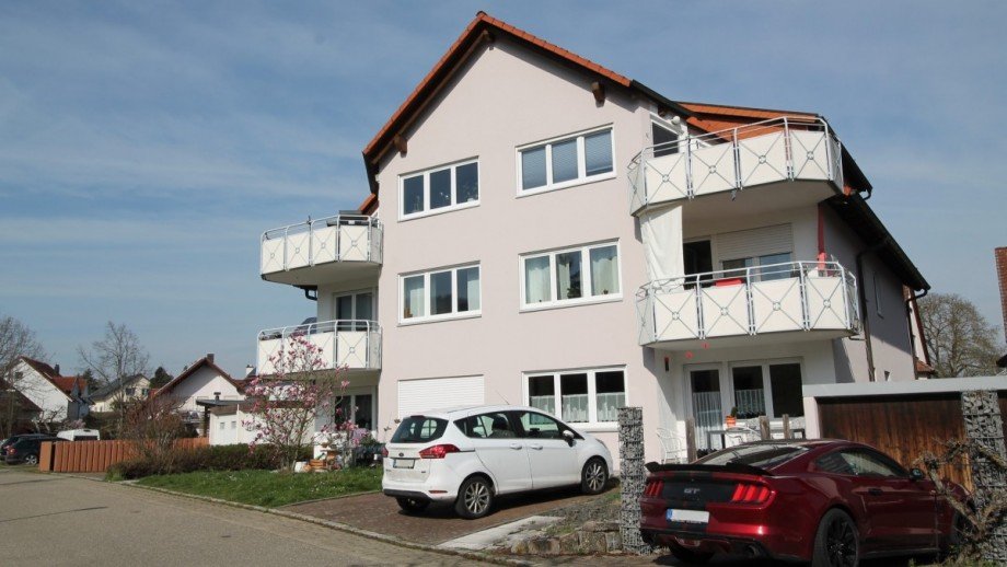 Au�enansicht Etagenwohnung G�glingen