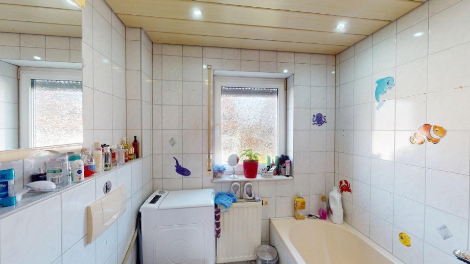 Bad Etagenwohnung G�glingen