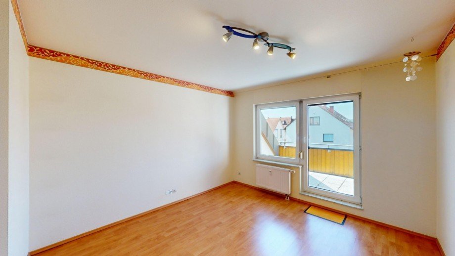 Kind/Gast/B�ro Dachgeschosswohnung Erligheim