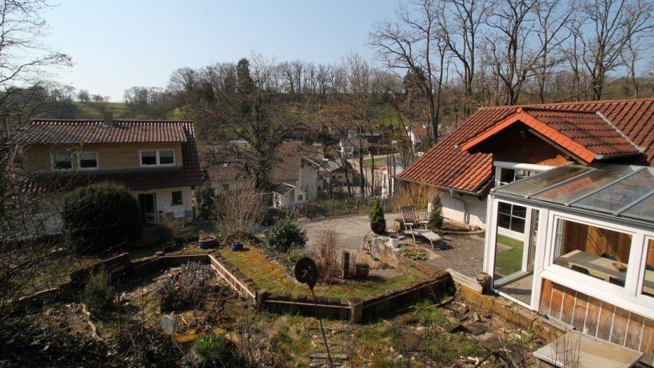 Wohnhaus/Garagengeb�ude Einfamilienhaus Zaberfeld