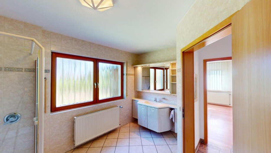 EG - Tageslichtbad Einfamilienhaus Brackenheim